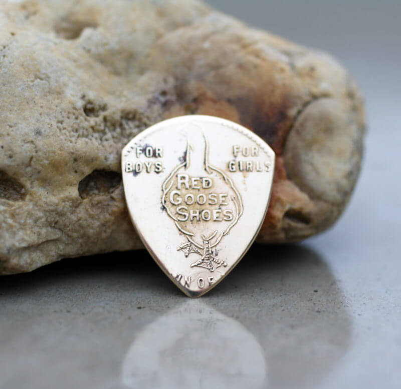 Red Goose Shoes 5 Token Coin Guitar Pick