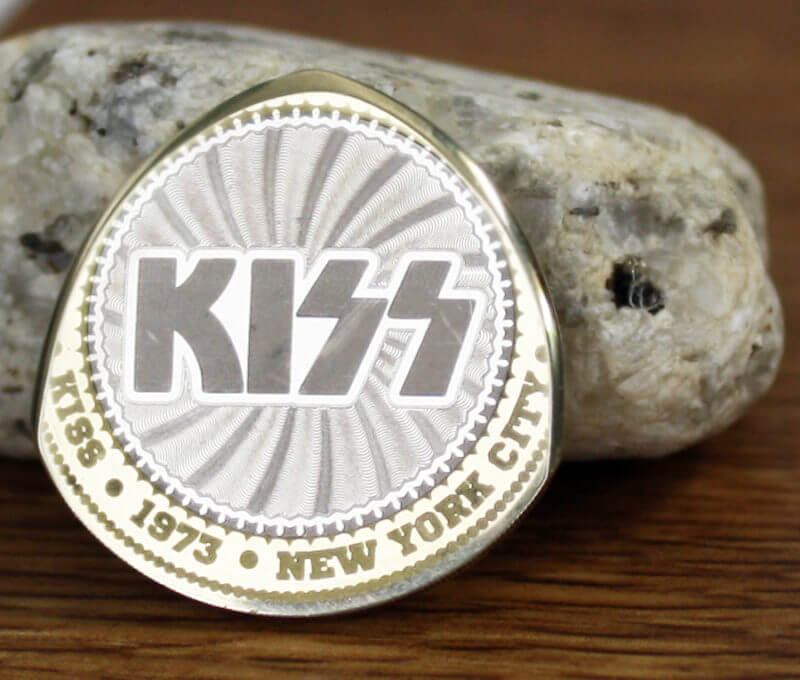 Kiss Russian 10 Rubles Bimetallic