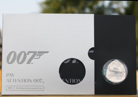 2020 UK James Bond Pay Attention 007 Coin Guitar Pick, Coin Guitar Picks